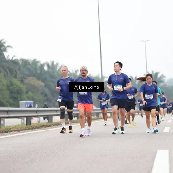 Runner Photo 7395721