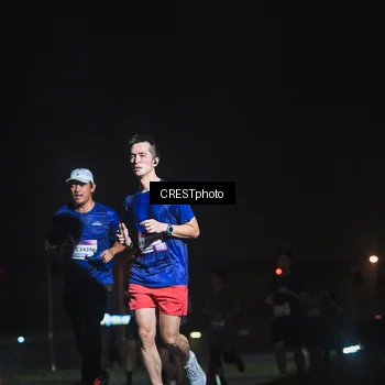 Runner Photo 7395815