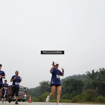 Runner Photo 7395848
