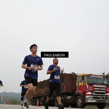 Runner Photo 7395866