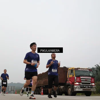 Runner Photo 7395867