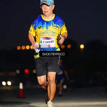 Runner Photo 7395874