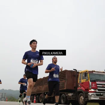 Runner Photo 7395877
