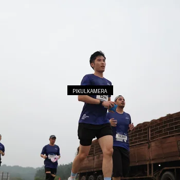 Runner Photo 7395891