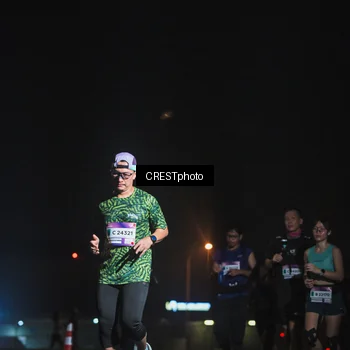 Runner Photo 7395899