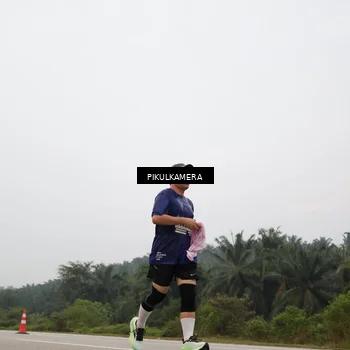 Runner Photo 7395916