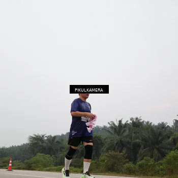 Runner Photo 7395917