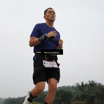 Runner Photo 7395931