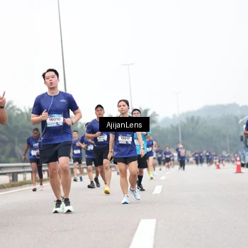 Runner Photo 7395981