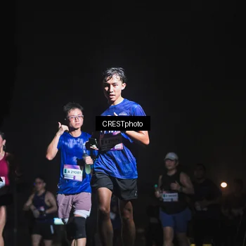 Runner Photo 7395990