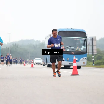 Runner Photo 7395998