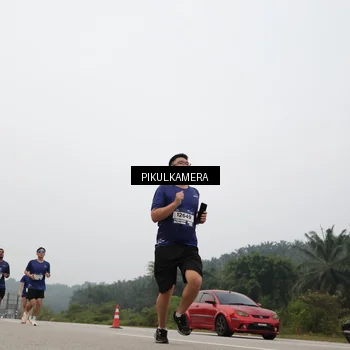 Runner Photo 7396001