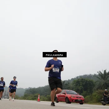 Runner Photo 7396028