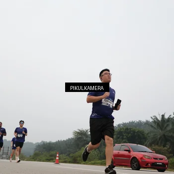 Runner Photo 7396032
