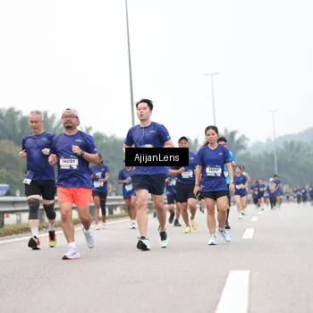 Runner Photo 7396037