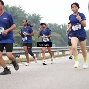 Runner Photo 7396049