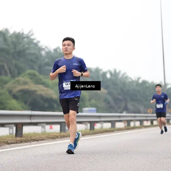 Runner Photo 7396053