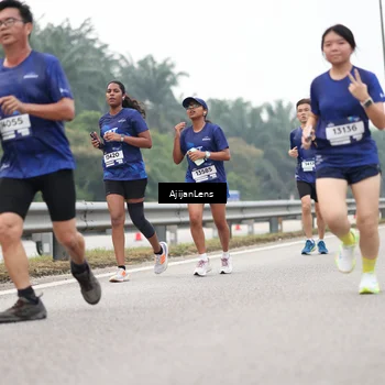 Runner Photo 7396054