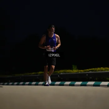 Runner Photo 7396058
