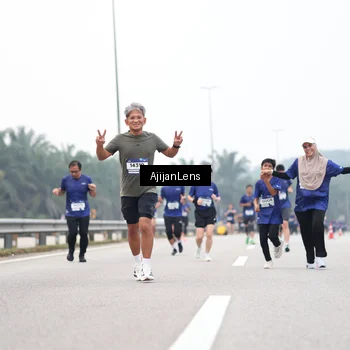 Runner Photo 7396093