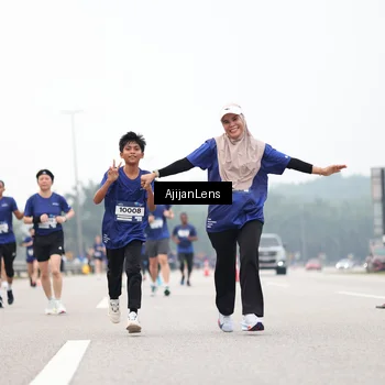 Runner Photo 7396113