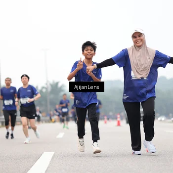 Runner Photo 7396129
