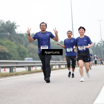 Runner Photo 7396135