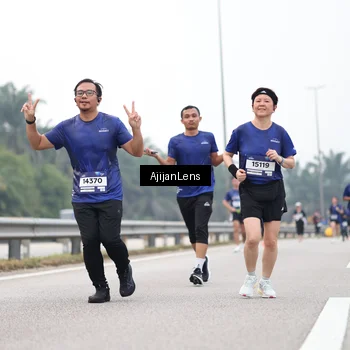 Runner Photo 7396151