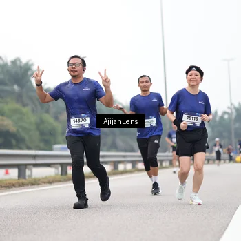 Runner Photo 7396153