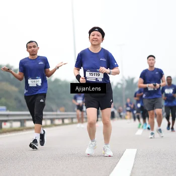 Runner Photo 7396177