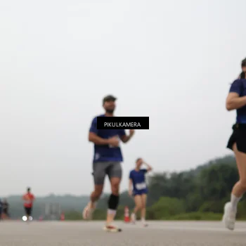 Runner Photo 7396179
