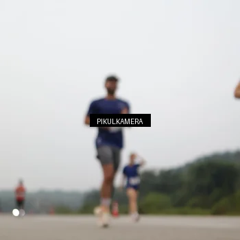 Runner Photo 7396182