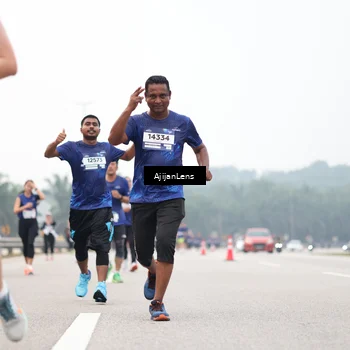 Runner Photo 7396199