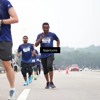 Runner Photo 7396201
