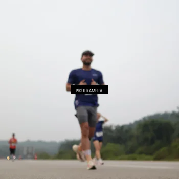 Runner Photo 7396207