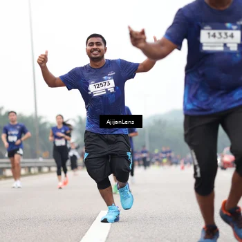Runner Photo 7396210
