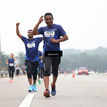 Runner Photo 7396215