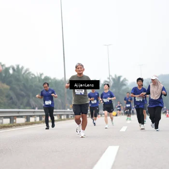 Runner Photo 7396216