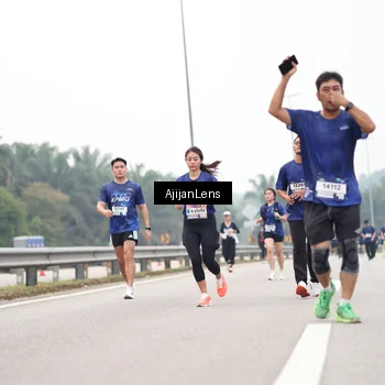 Runner Photo 7396233