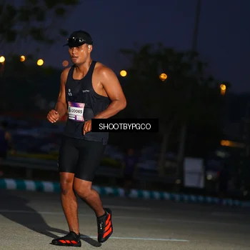 Runner Photo 7396244
