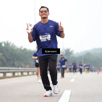 Runner Photo 7396253