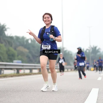 Runner Photo 7396260
