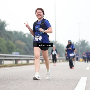 Runner Photo 7396266
