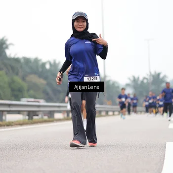 Runner Photo 7396274