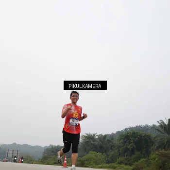 Runner Photo 7396280