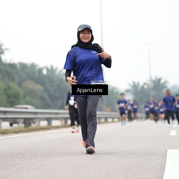 Runner Photo 7396286