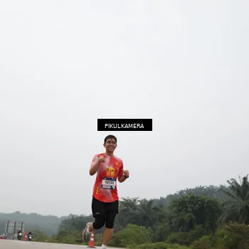 Runner Photo 7396289