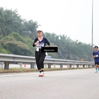 Runner Photo 7396295