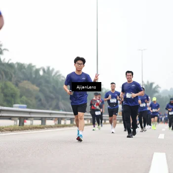 Runner Photo 7396318