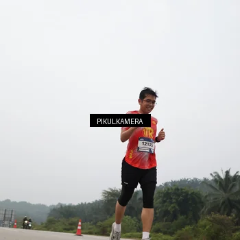 Runner Photo 7396338
